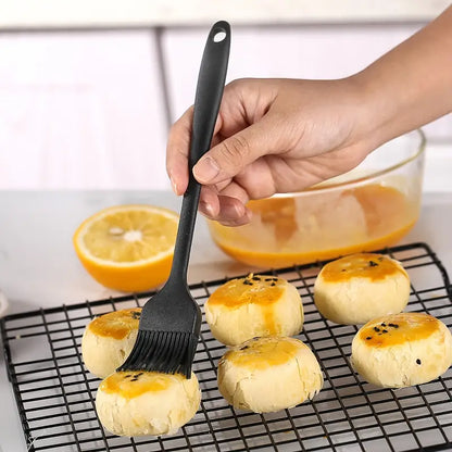 Silicone Basting Brush - Heat Resistant Kitchen Gadget